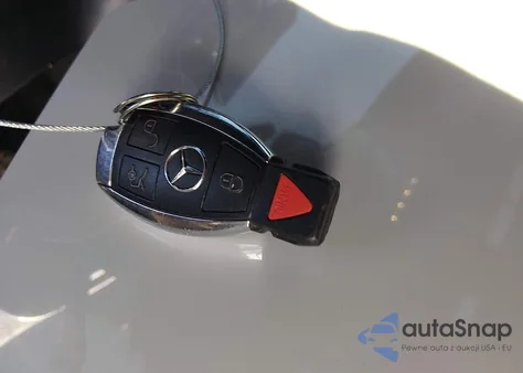 2018 Mercedes-Benz Glc 300 Coupe 4Matic z USA, uszkodzony, nr VIN WDC0J4KB7JF300937